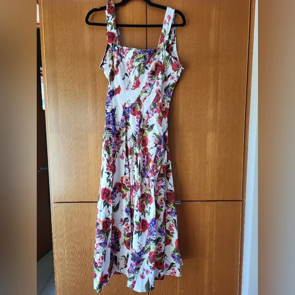 Avec Les Filles Linen-Blend Red/Purple Floral-Print Fit
Flare Midi Dress - Picture 4 of 7